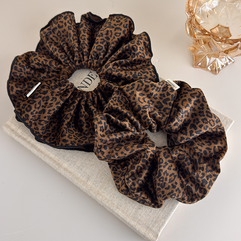 Velvet Leopard Print Double-La - Hair Tie Velvet ulasan dan harga