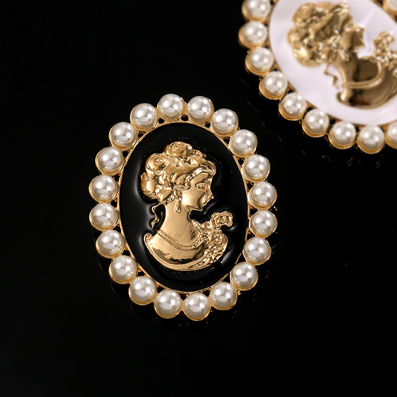 Victorian Style Pearls Cameo B - Women'S Victorian Era Accessories ulasan dan harga