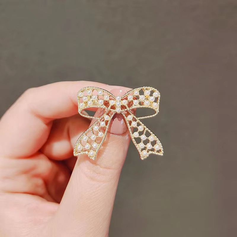 Punk Girl Brooch 2025 Fashiona - Women'S Accessories Manufacturers ulasan dan harga