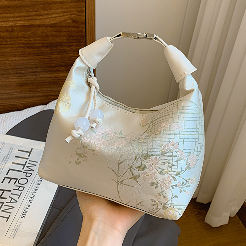 Chinese Ancient Style Wrist Ba - Women'S Accessories Handbags ulasan dan harga